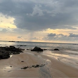 หาดนางทอง
