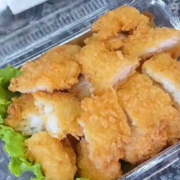 ไก่กรอบ (ไม่มีข้าว) + ฟรี สลัดผัก