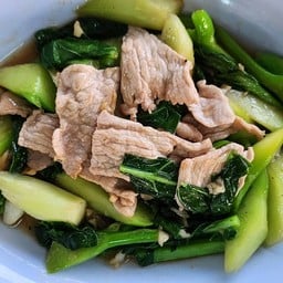 คะน้าผัดน้ำมันหอย