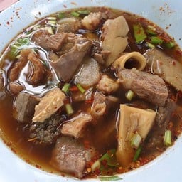 ครัวลุงทูน ลาบ ก้อย