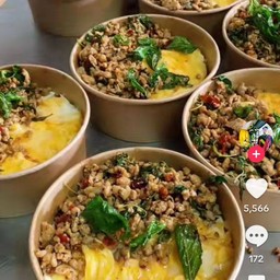 กระเพราหมู