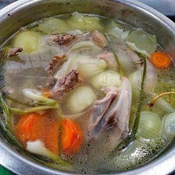 ซุปซี่โครงไก่  (สูตรคุณชาย )