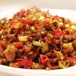 泡椒鸡胗 พริกกะเหรี่ยงผัดกึ่นไก่