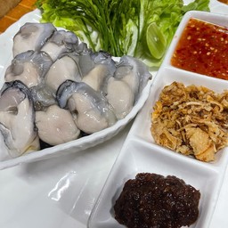 ยำหอยนางรม
