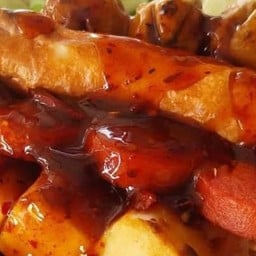 หมูอ้วนชิ้นทอด ไส้กรอกย่าง ไก่ย่าง