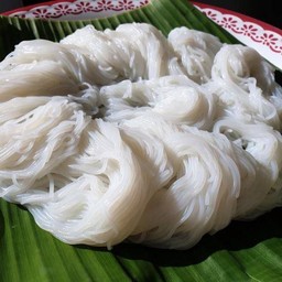 ข้าวปุ้น.