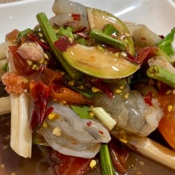 ยำกุ้งสด