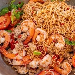 ยำมาม่า