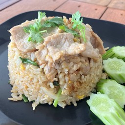 ข้าวผัดหมู
