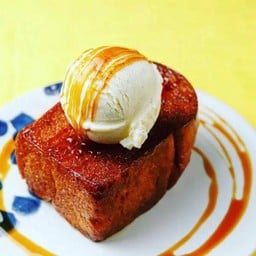 Burnt Butter Toast Vanilla Icecream