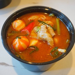 เกาเหลารวมหมาล่าธรรมดา ที่ไม่ธรรมดา ท้าให้ลอง