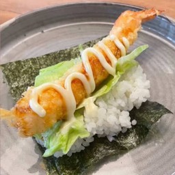 ข้าวปั้นกุ้งราดมายองเนส (Hand Roll Shrimp With Mayonnaise)