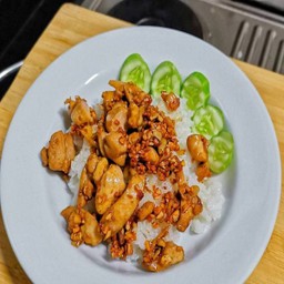 ข้าวไก่กระเทียม