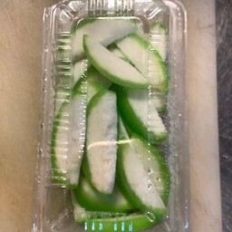 ฝรั่งแช่บ๊วย