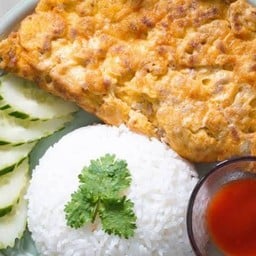 ข้าวไ่ข่เจียวหมูสับ