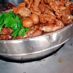 วรรณา คากิ