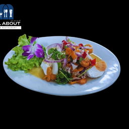 ยำไข่เค็ม