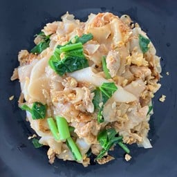 ผัดซีอิ๋วหมูนุ่ม