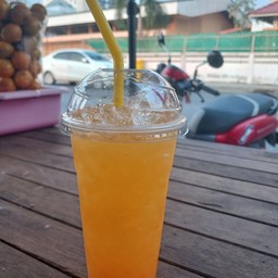 น้ำส้มคั้น