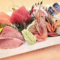 (574) ซาชิมิรวมชุดใหญ่ Assorted Sashimi