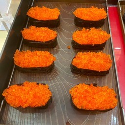 ซูชิไข่ปูส้ม