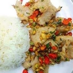 หมูชิ้นผัดพริกเกลือ+ข้าวสวย