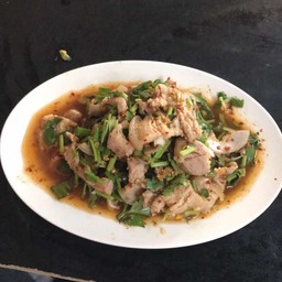 น้ำตกหมู