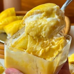 Durian Sticky Rice Mochi Shortcake