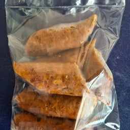 หมูปิ้งโบราณ ถนนเจริญราษฎร์