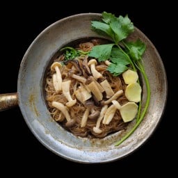 เห็ดอบวุ้นเส้น