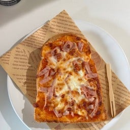 ปังปั๊บวะชีสปัง Cheese & Crust (ขนมปังอบชีส)