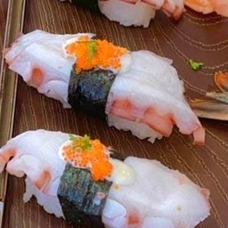 ซูชิหมึกทาโกะ