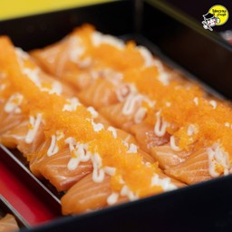 แซลมอนสลัด