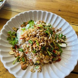 ยำวุ้นเส้นโบราณ