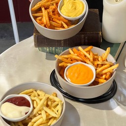 เฟรนส์ฟราย (ปาปริก้า)