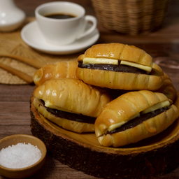 ชิโอะปัง ถั่วแดง