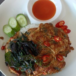 ข้าวไข่เจียวกะเพรา