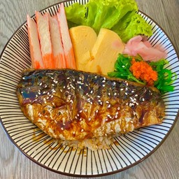 ข้าวหน้าปลาซาบะย่าง