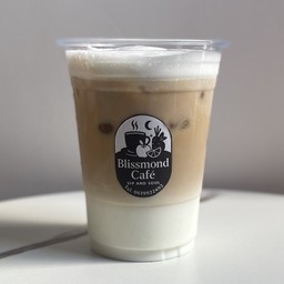 Iced Latte ลาเต้เย็น