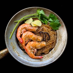 กุ้งอบวุ้นเส้น