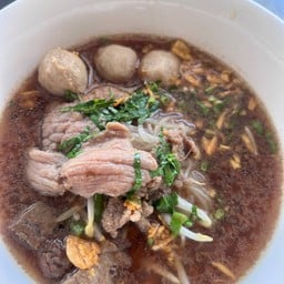 อาหารตามสั่งตึกเหลือง ม