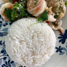 กระเพาทะเลราดข้าว