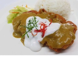 ข้าวปลาทอดซอสเขียวหวาน