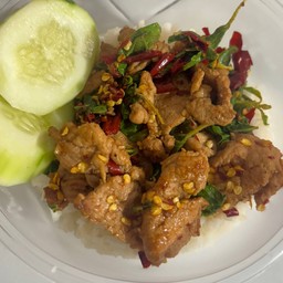 กะเพราหมูชิ้น