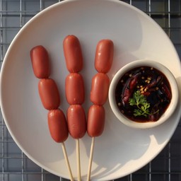 ไส้กรอกแดง