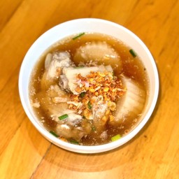 ต้มหัวไชเท้ากระดูกหมู