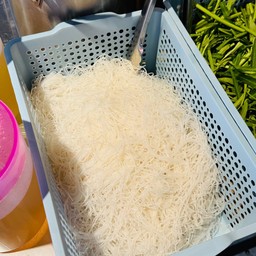 วุ้นเส้น 2 ขีด