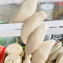 ลูกชิ้นปลาขาว