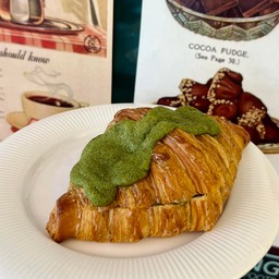 Matcha Croissant