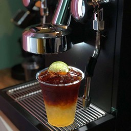 เหริน - Rén Coffee